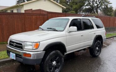 Toyota-4runner-1996-silver-2