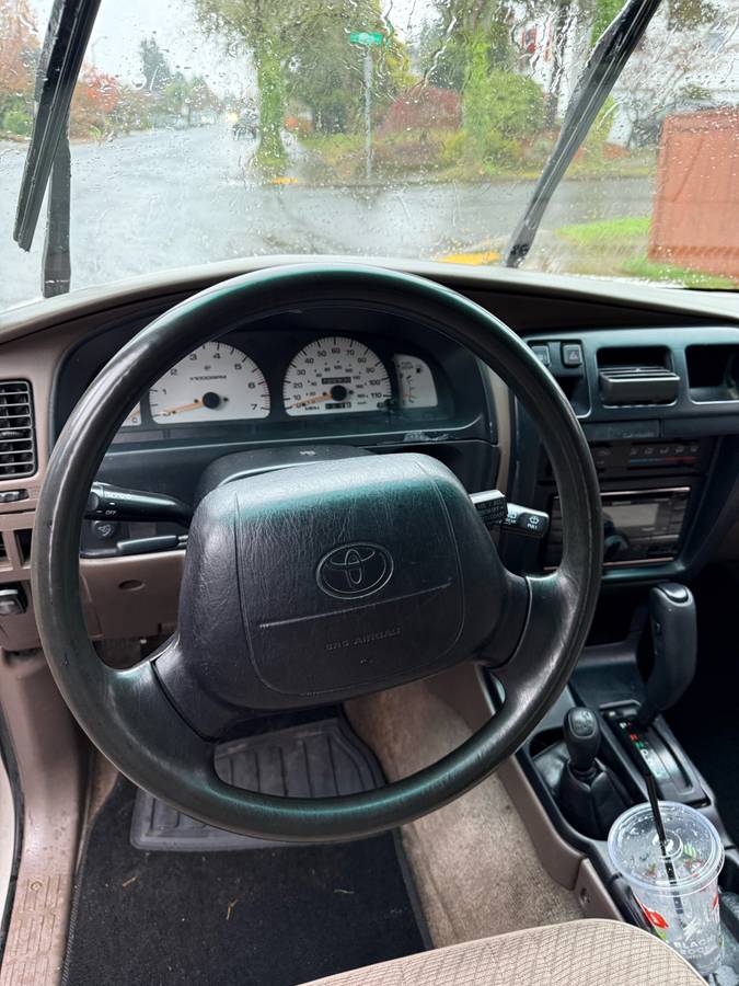 Toyota-4runner-1996-silver-5