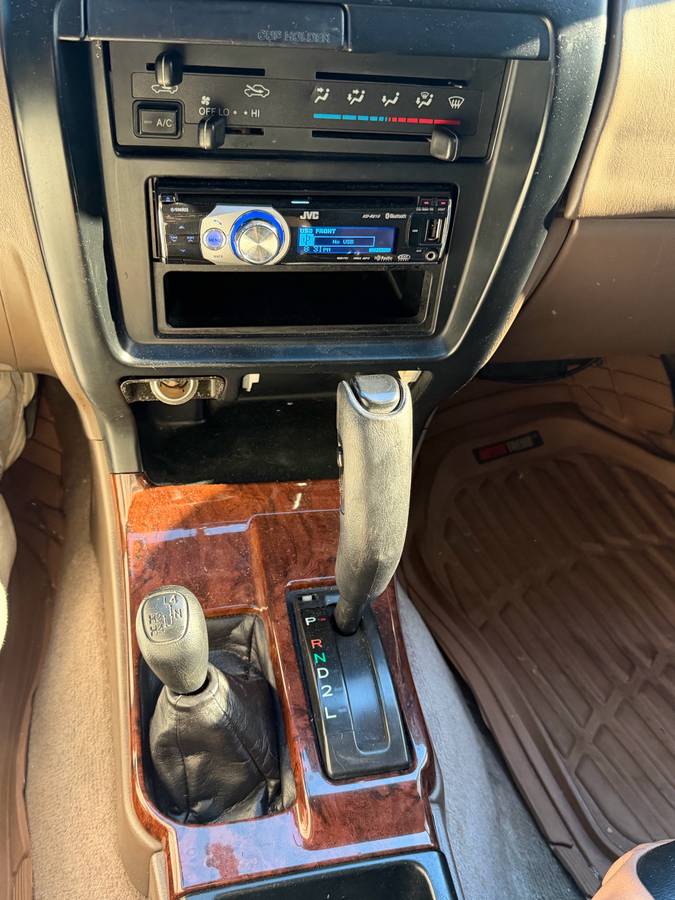 Toyota-4runner-1996-white-5