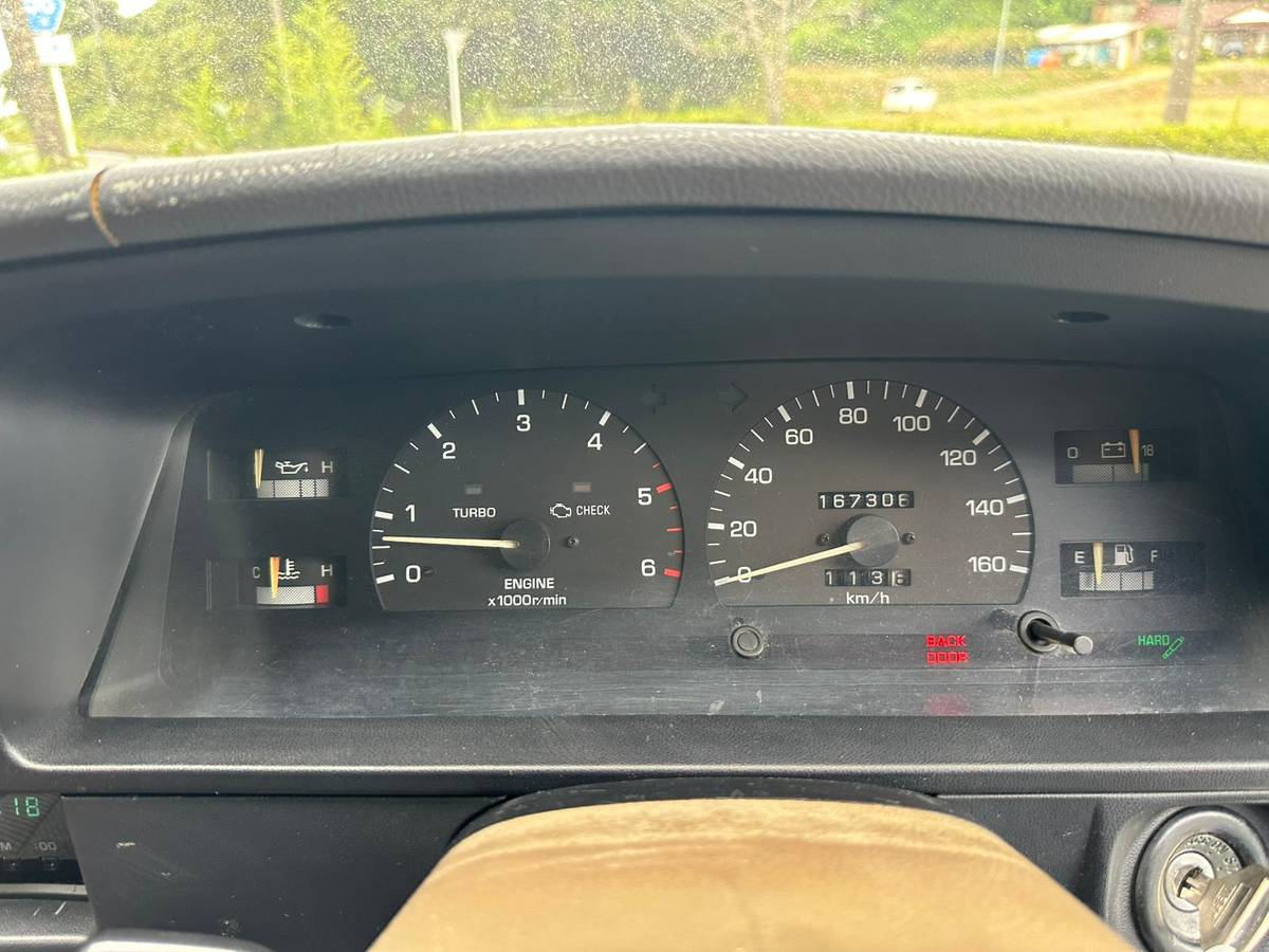 Toyota-4runner-hilux-surf-diesel-1991-blue-15