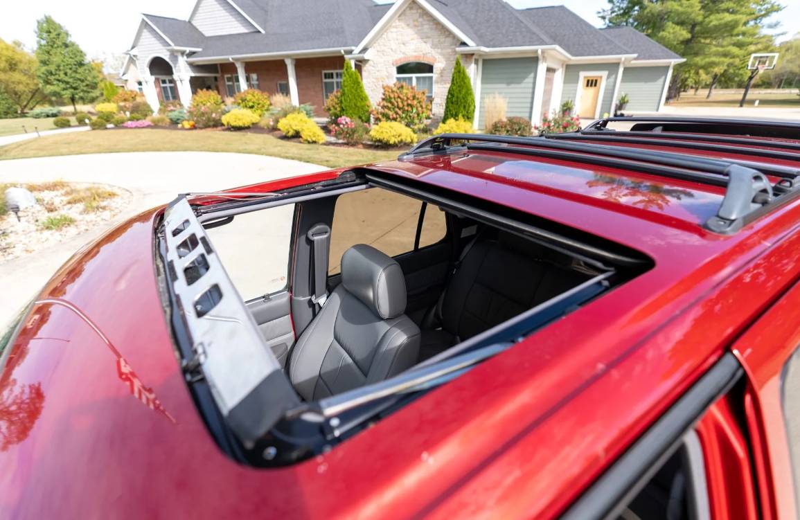 Toyota-4runner-sr-5-1993-red-2