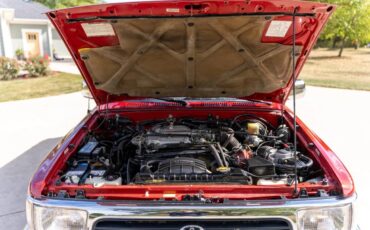 Toyota-4runner-sr-5-1993-red-6