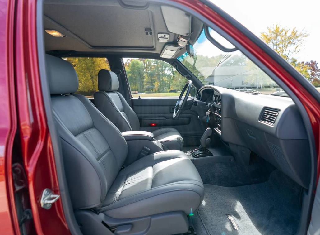 Toyota-4runner-sr5-1993-red-4