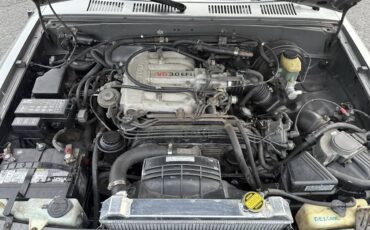 Toyota-4runner-sr5-1994-silver-10