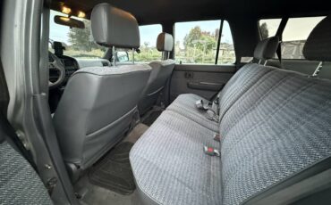 Toyota-4runner-sr5-1994-silver-16