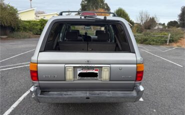 Toyota-4runner-sr5-1994-silver-5