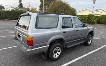 Toyota-4runner-sr5-1994-silver-9