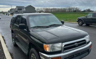 Toyota-4runner-sr5-1996-black-1
