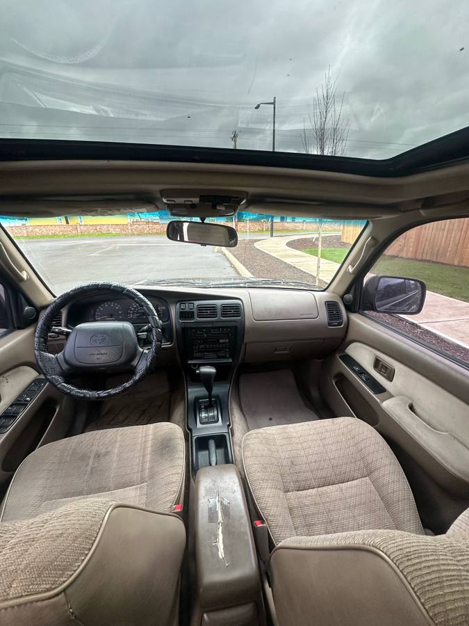 Toyota-4runner-sr5-1996-black-9