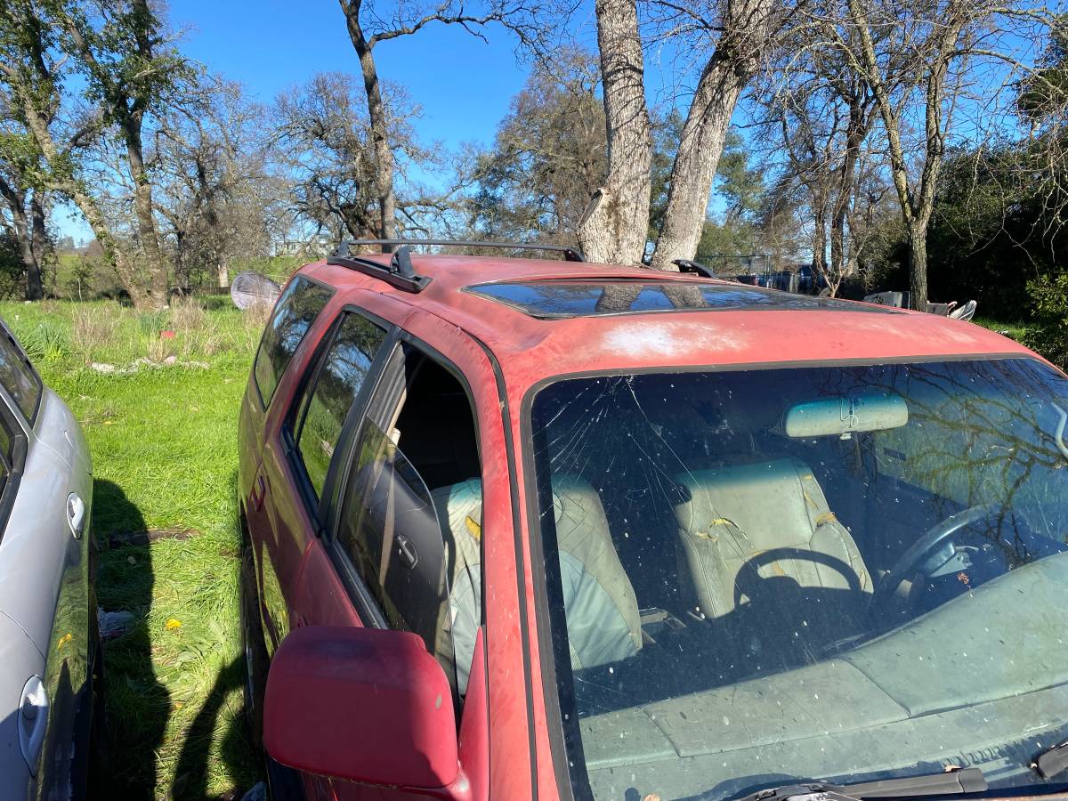 Toyota-4runner-sr5-1996-red-2