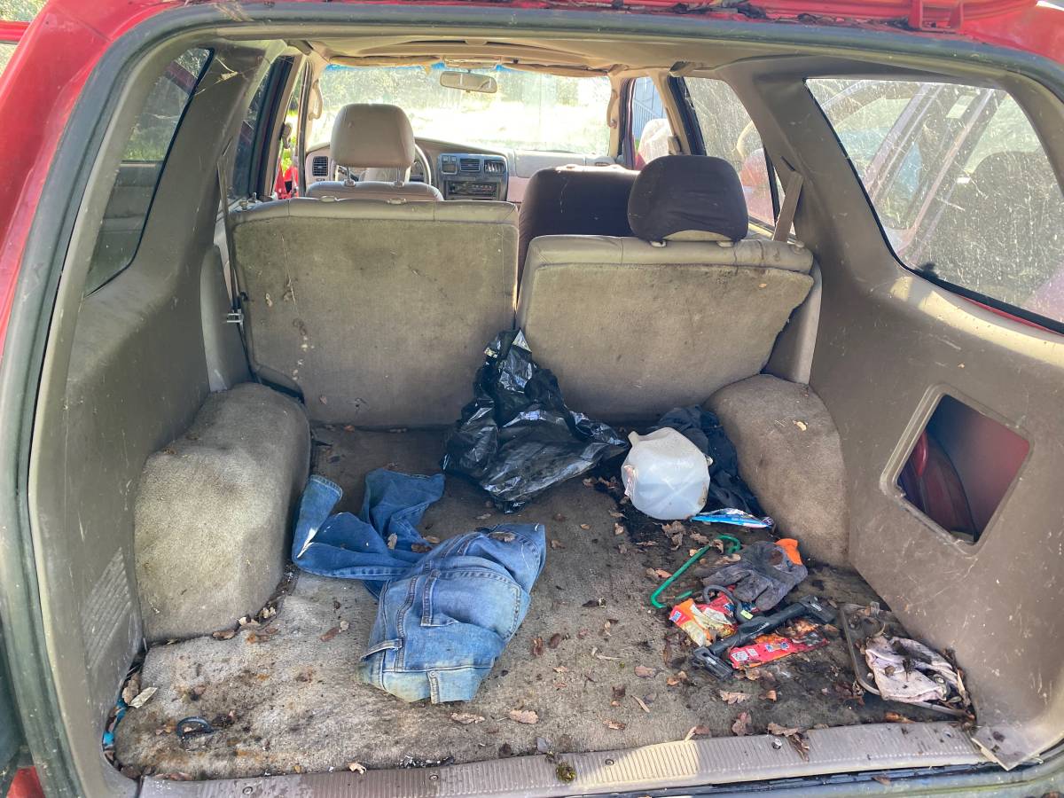 Toyota-4runner-sr5-1996-red-6