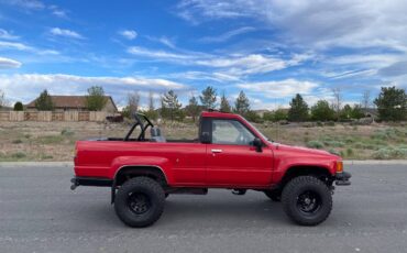 Toyota-4runner-sr5-4x4-1985