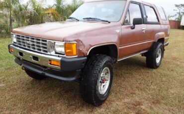Toyota-4runner-sr5-4x4-1987-custom