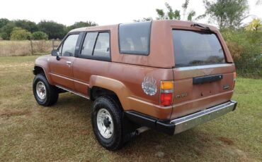 Toyota-4runner-sr5-4x4-1987-custom-5