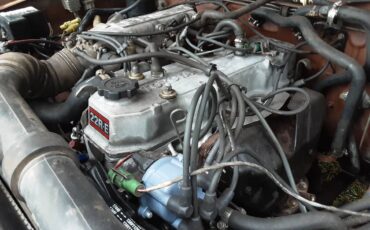 Toyota-4runner-sr5-4x4-1987-custom-8