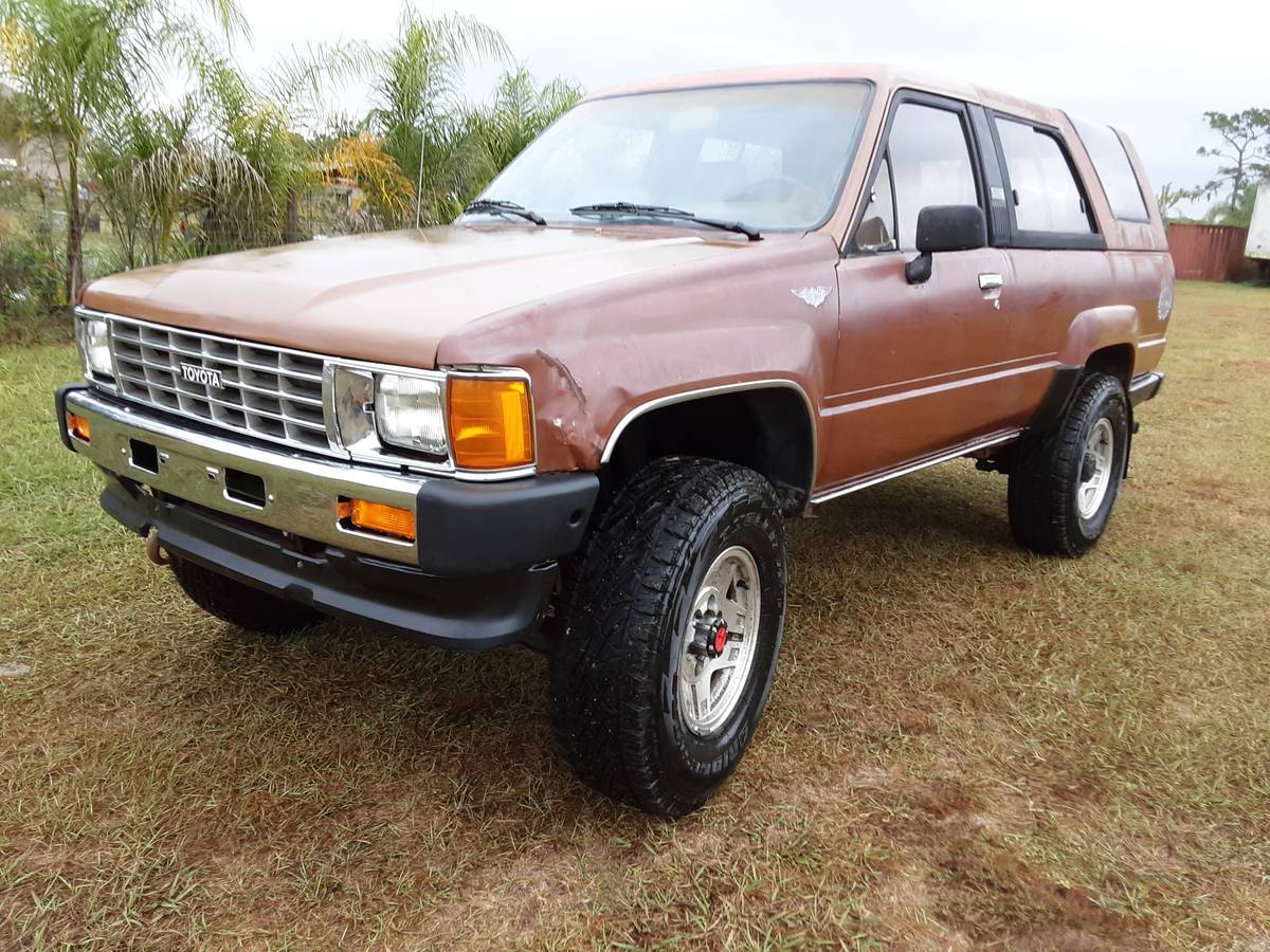 Toyota-4runner-sr5-4x4-1987-custom
