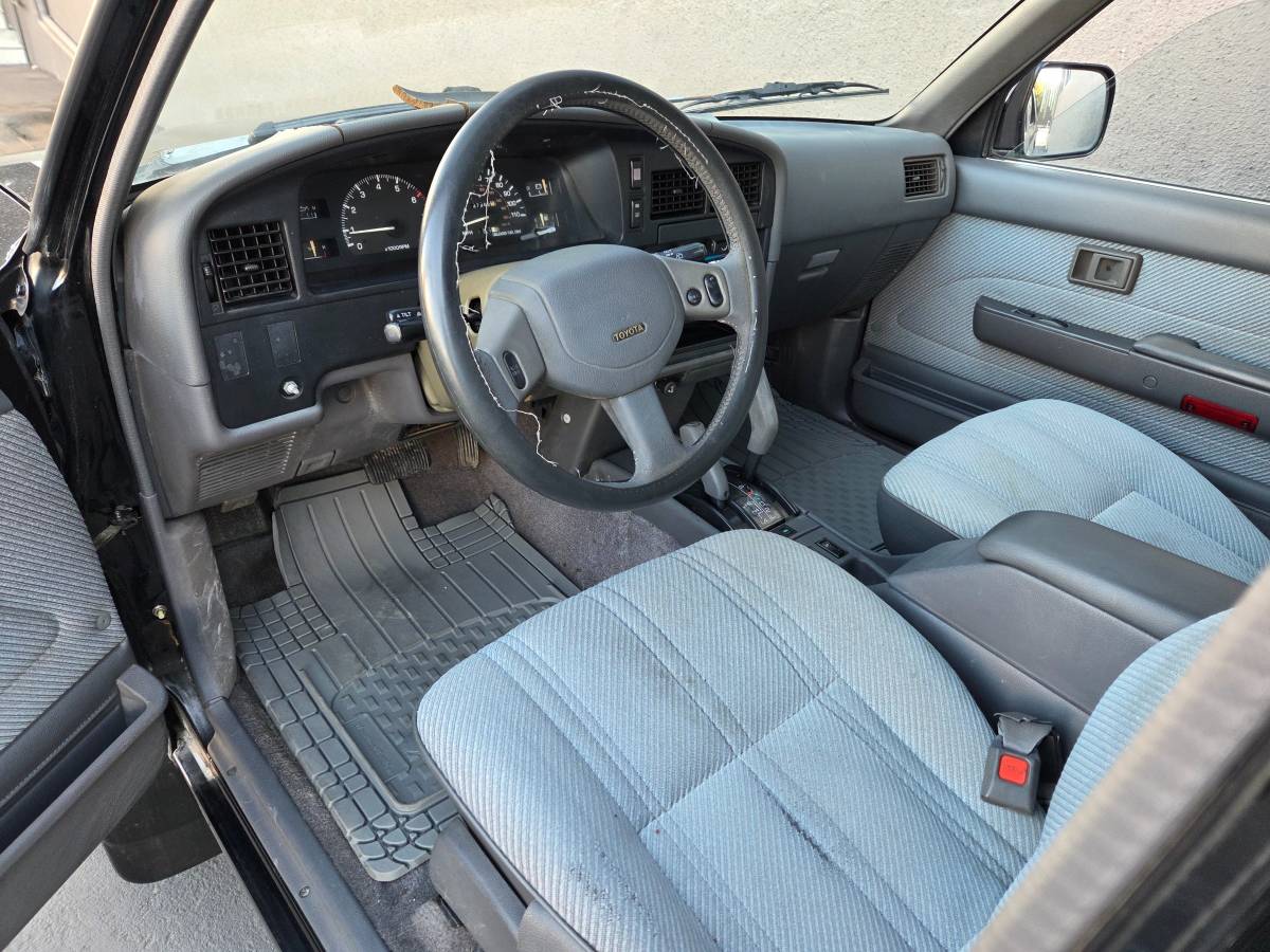 Toyota-4runner-sr5-4x4-1991-12