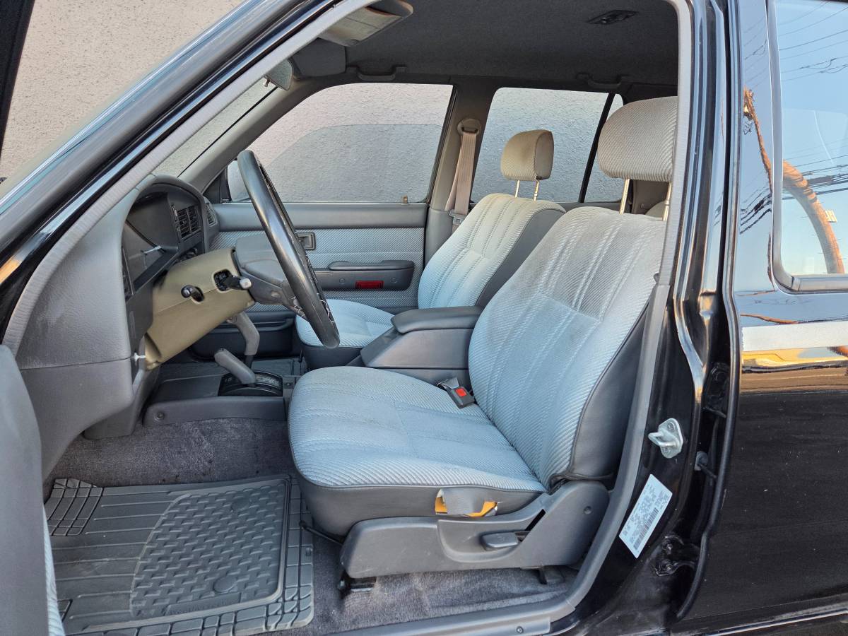 Toyota-4runner-sr5-4x4-1991-13