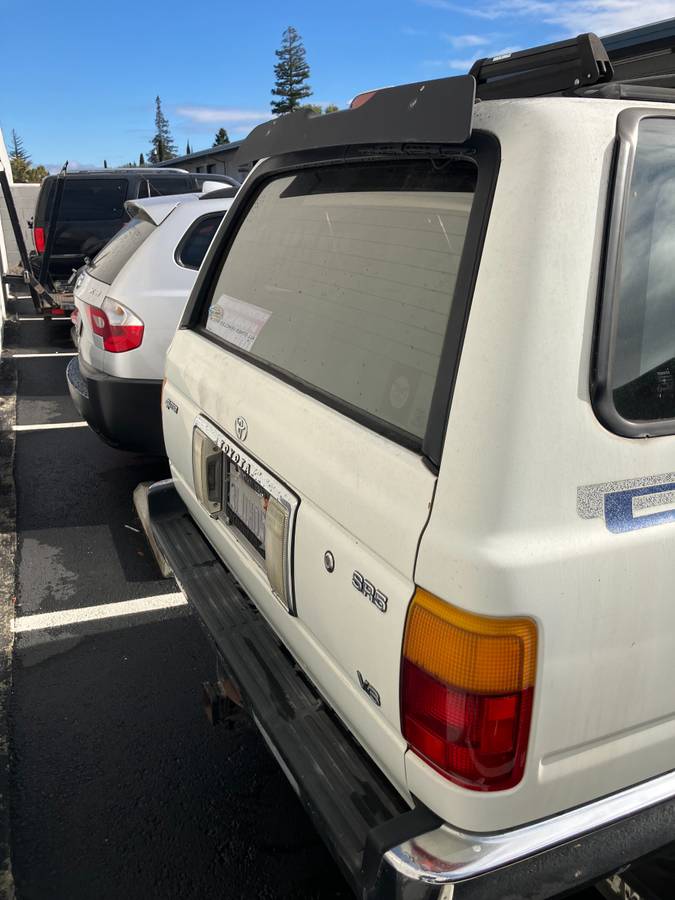 Toyota-4runner-sr5-4x4-1995-white-2