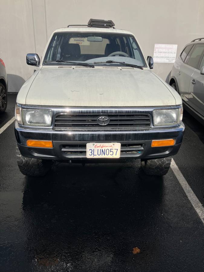 Toyota-4runner-sr5-4x4-1995-white-3
