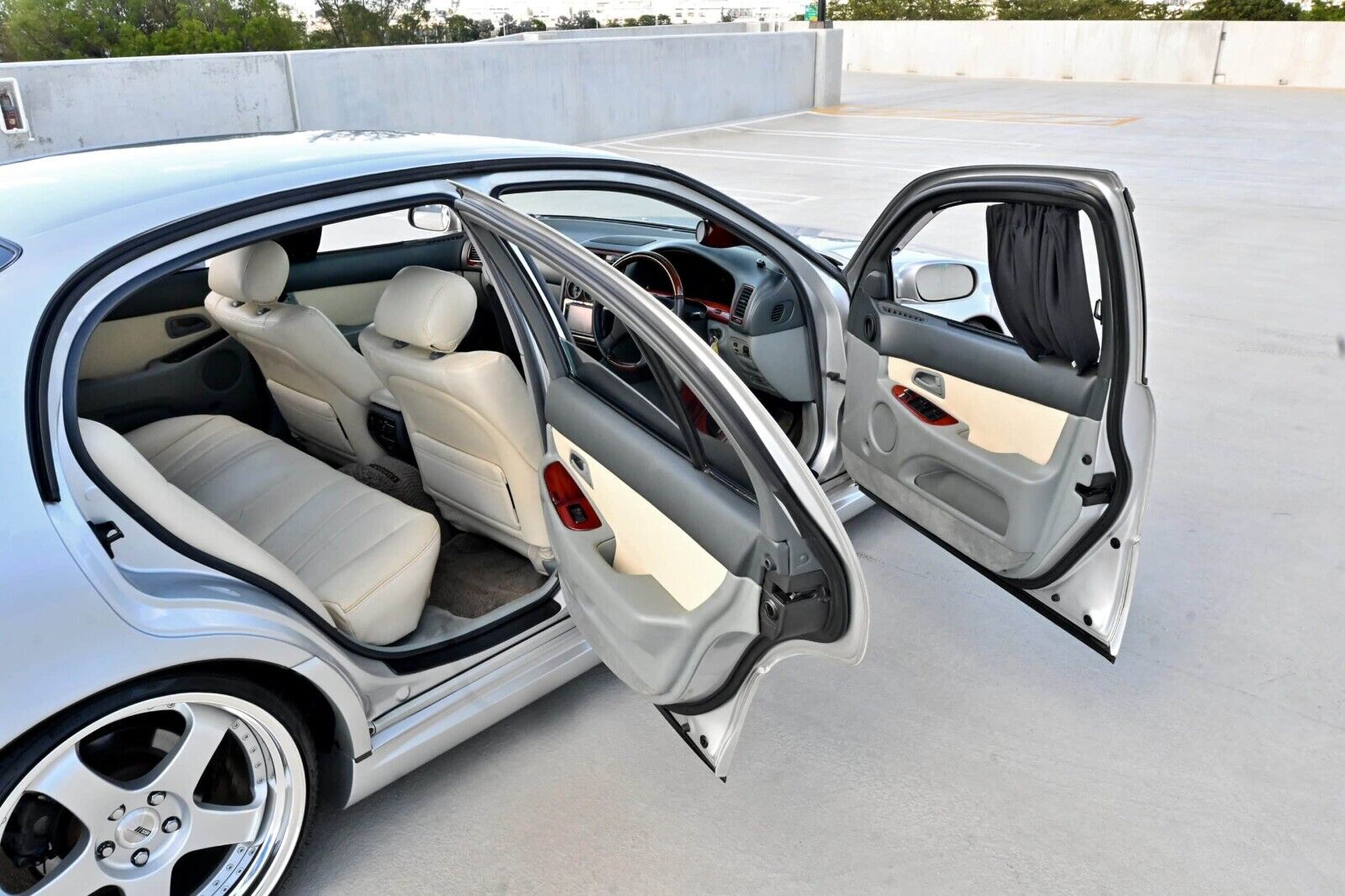 Toyota-Aristo-1993-Sedan-13