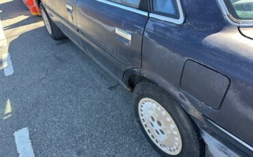 Toyota-Camry-1989-Sedan-10