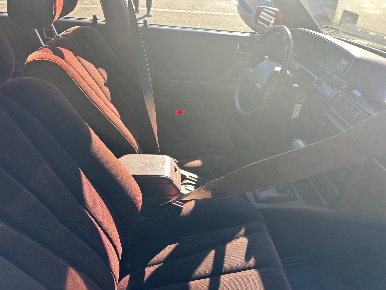 Toyota-Camry-1989-Sedan-12