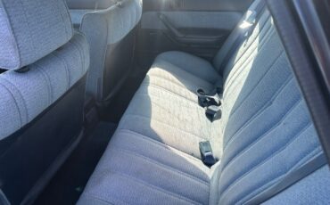 Toyota-Camry-1989-Sedan-15