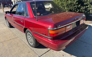 Toyota-Camry-1989-Sedan-2