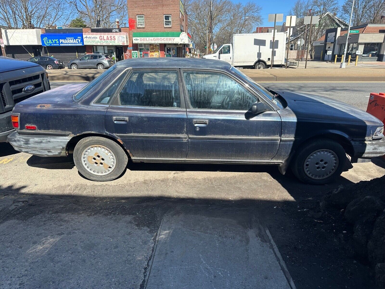 Toyota-Camry-1989-Sedan-5