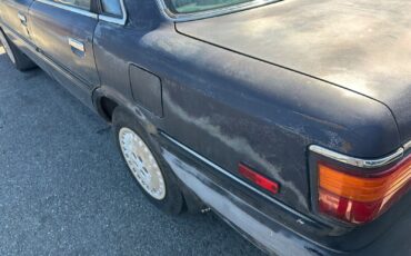 Toyota-Camry-1989-Sedan-9