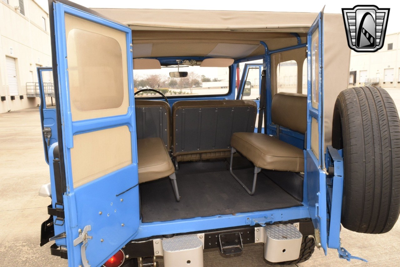 Toyota-FJ-Cruiser-1974-other-27