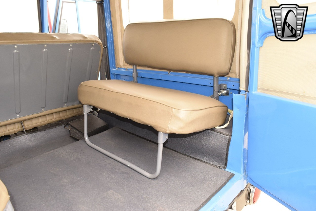 Toyota-FJ-Cruiser-1974-other-30