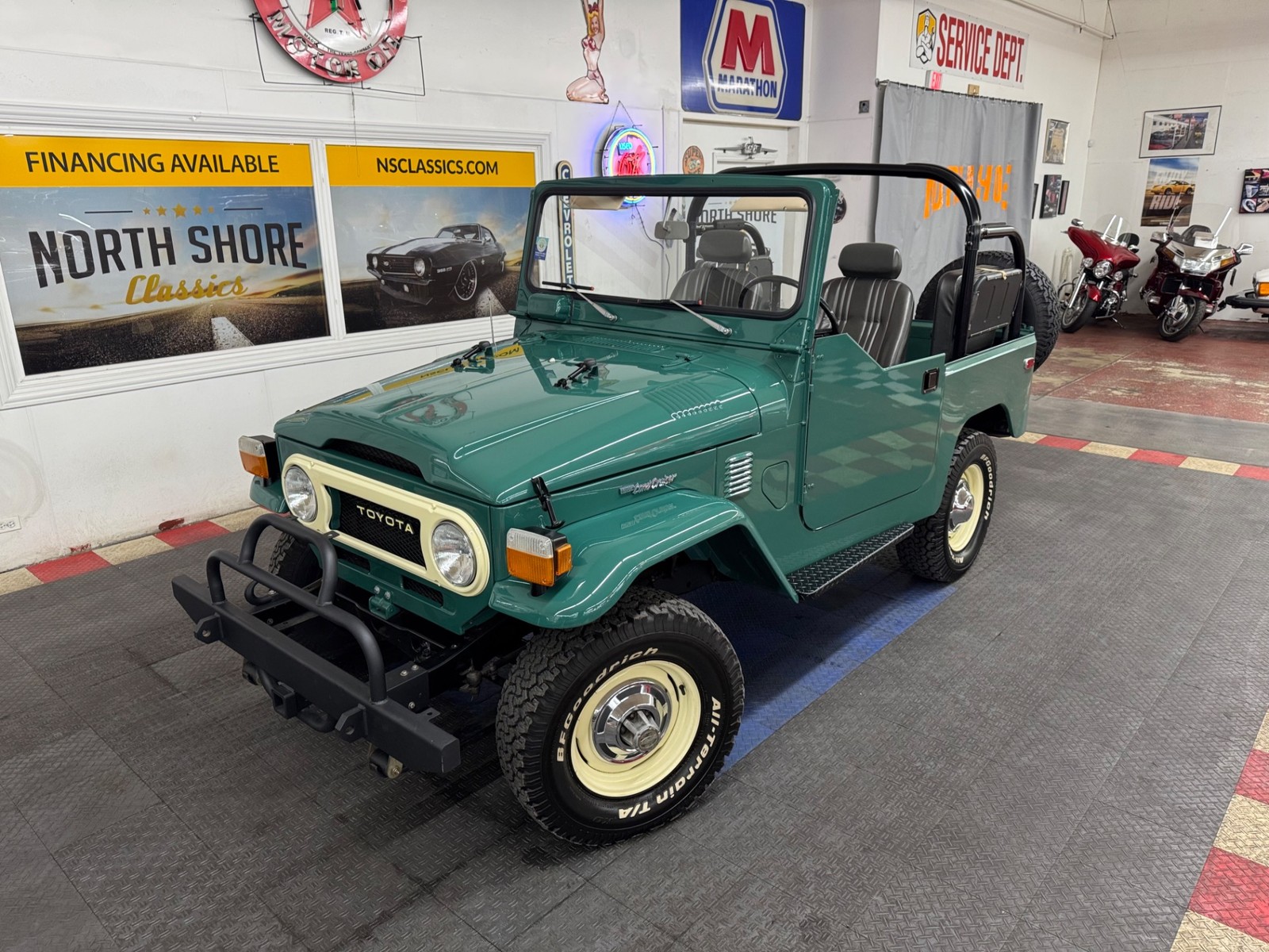 Toyota-FJ40-1976-1