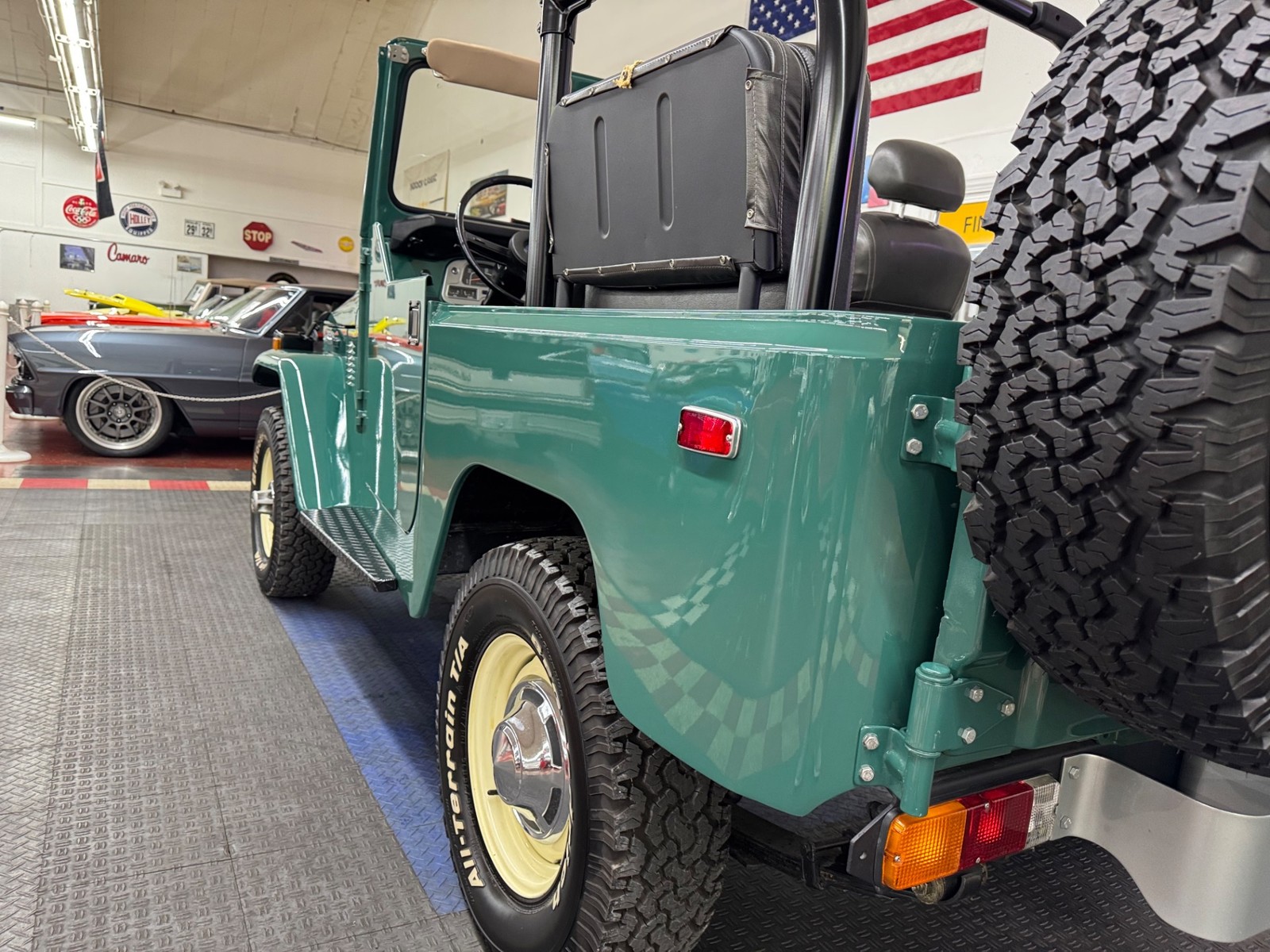 Toyota-FJ40-1976-21