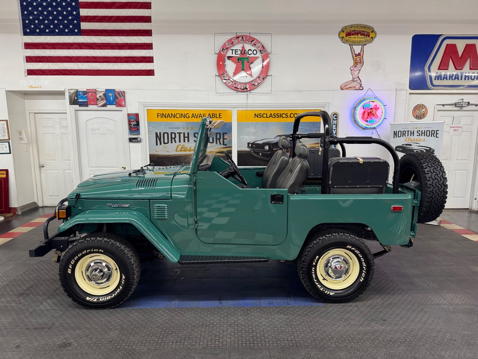 Toyota-FJ40-1976-4