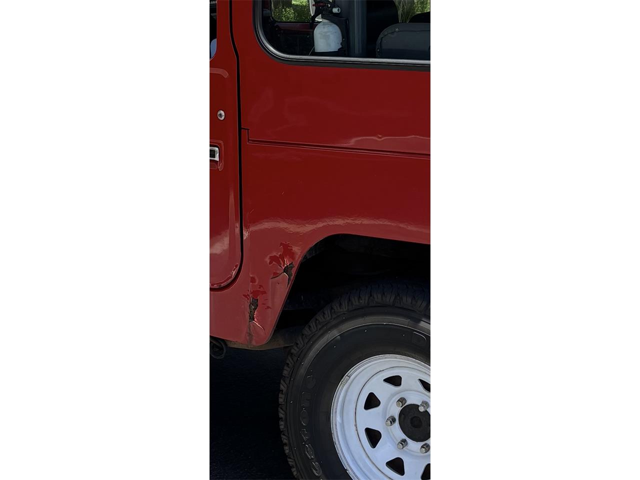Toyota-Fj-cruiser-1981-Red-Black-10