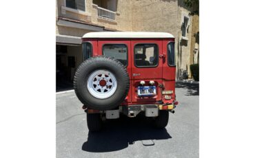 Toyota-Fj-cruiser-1981-Red-Black-5