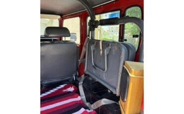 Toyota-Fj-cruiser-1981-Red-Black-7