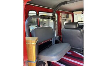 Toyota-Fj-cruiser-1981-Red-Black-8