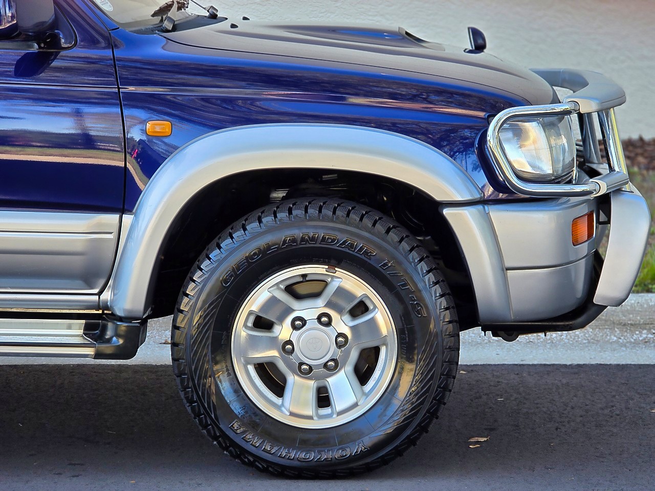 Toyota-Hilux-Surf-4-Runner-1996-SUV-10