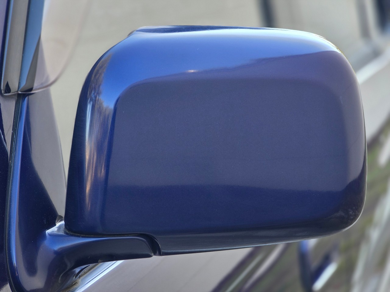 Toyota-Hilux-Surf-4-Runner-1996-SUV-23