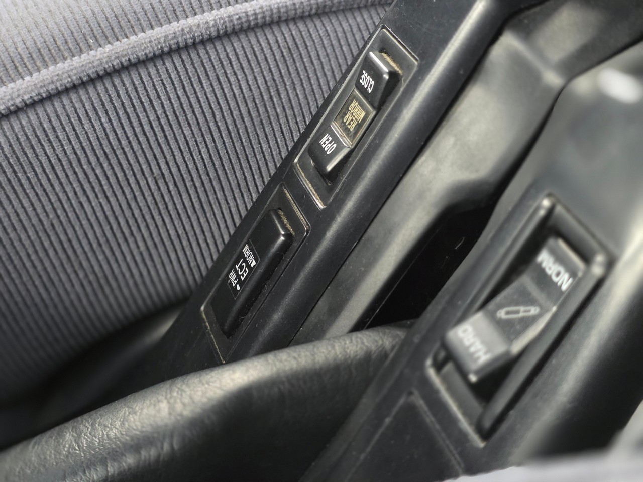 Toyota-Hilux-Surf-4-Runner-1996-SUV-33