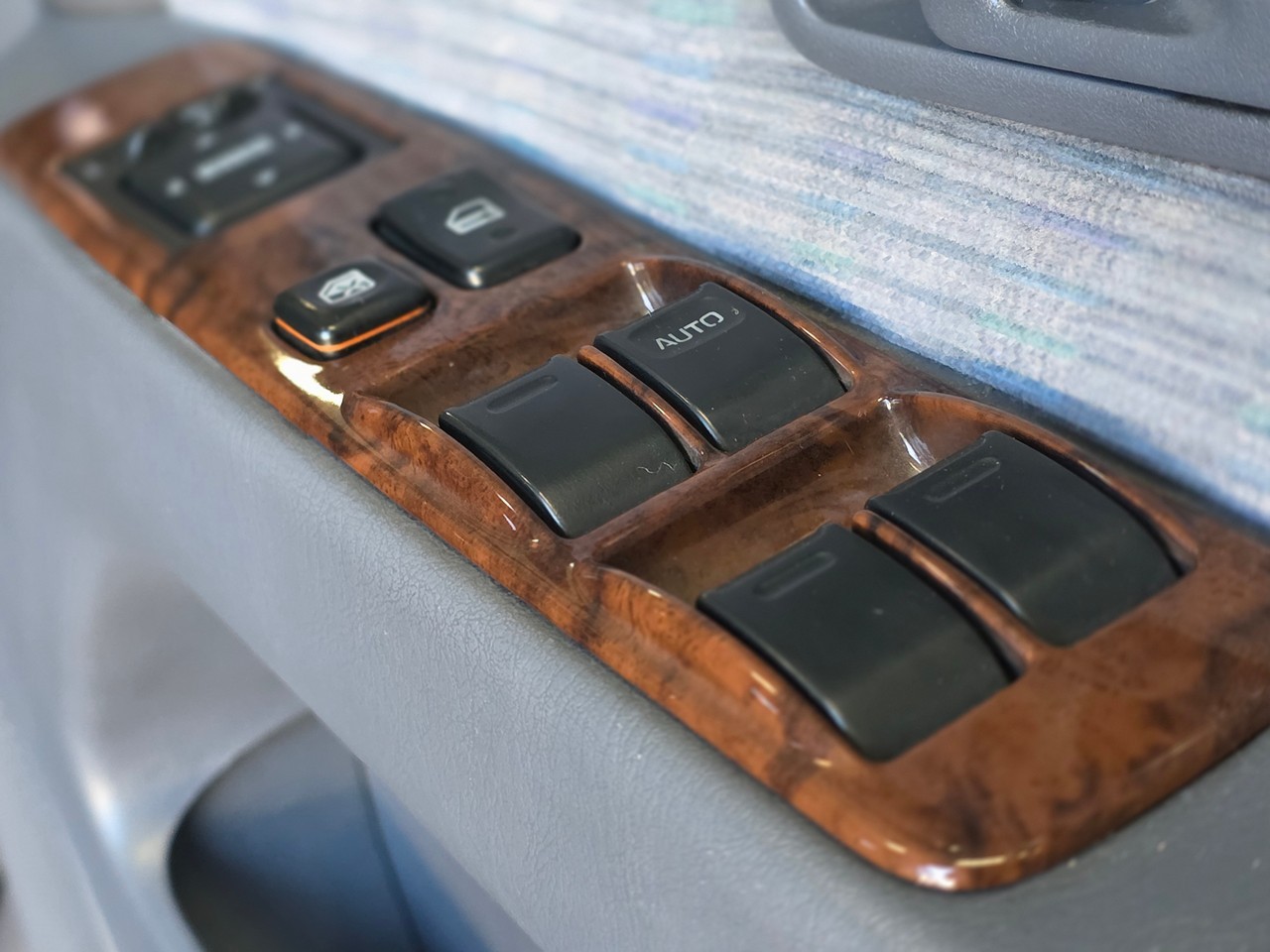 Toyota-Hilux-Surf-4-Runner-1996-SUV-34