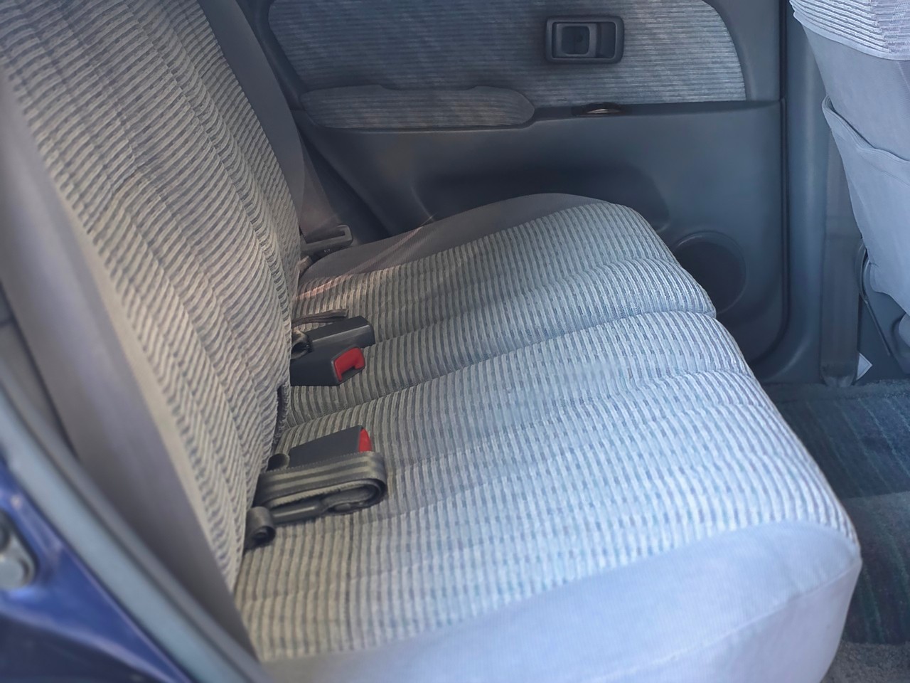 Toyota-Hilux-Surf-4-Runner-1996-SUV-35