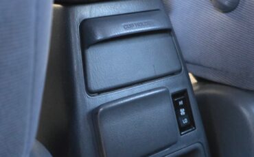 Toyota-Hilux-Surf-4-Runner-1996-SUV-37