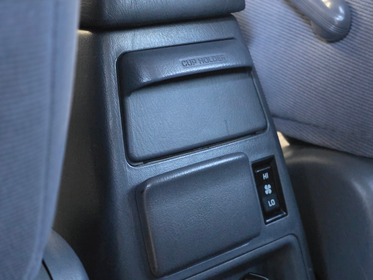 Toyota-Hilux-Surf-4-Runner-1996-SUV-37