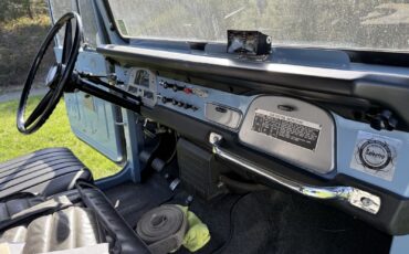 Toyota-Land-Cruiser-1968-18