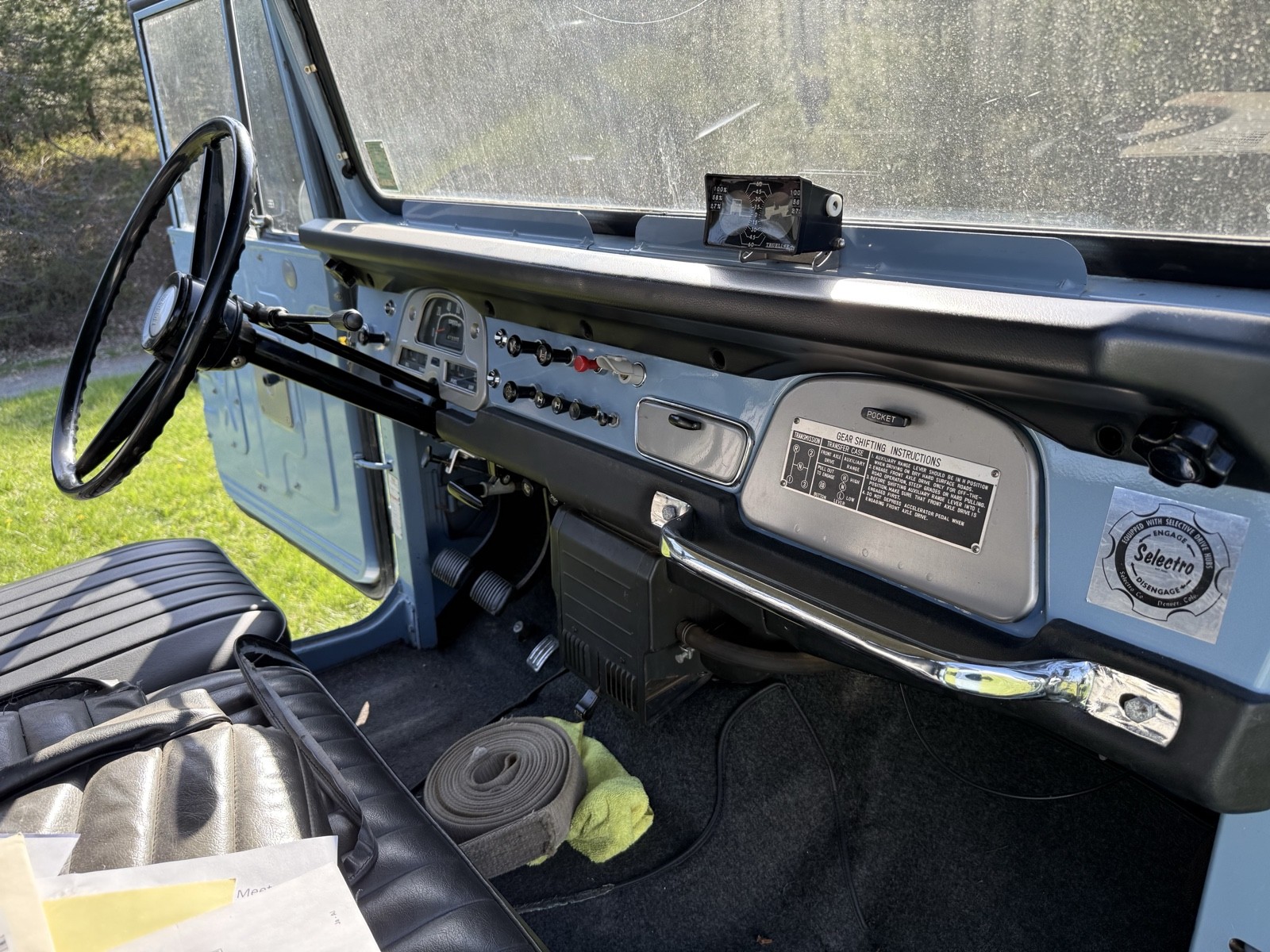 Toyota-Land-Cruiser-1968-18