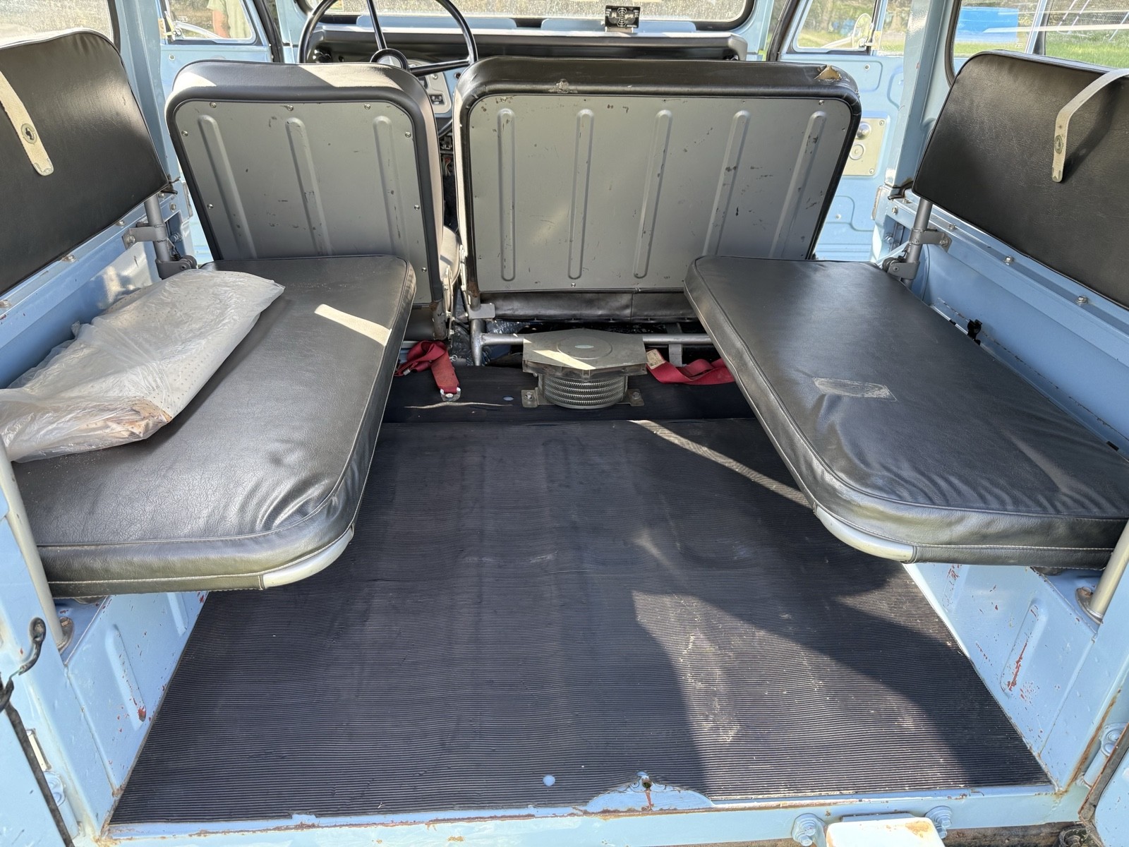 Toyota-Land-Cruiser-1968-20